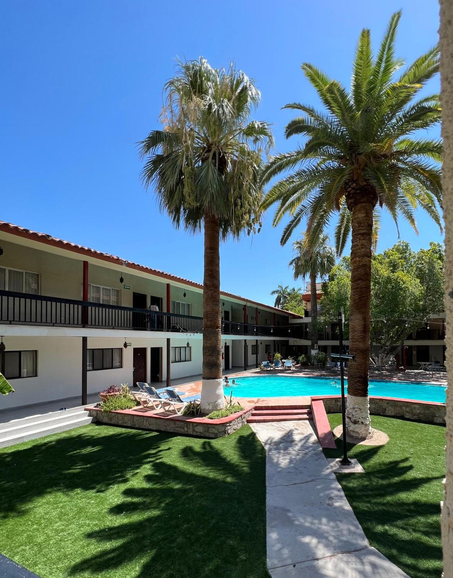 Hotel Bugambilia Χερμοσίγιο Εξωτερικό φωτογραφία